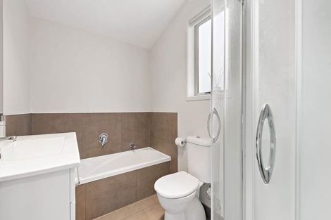 Photo of property in 18 Brownlee Place, Pukekohe, 2120