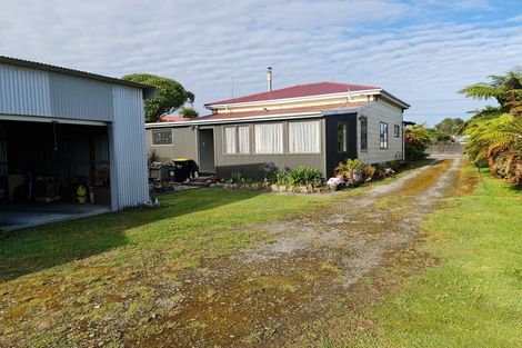 Photo of property in 149 Queen Street, Westport, 7825