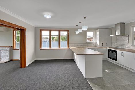 Photo of property in 4 Moray Place, Highbury, Palmerston North, 4412