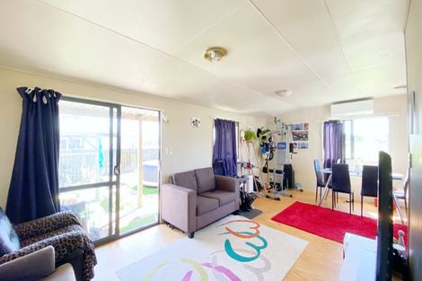 Photo of property in 9 Kiekie Road, Mangere Bridge, Auckland, 2022