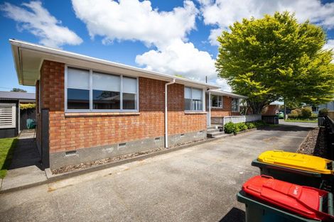 Photo of property in 11 Manu Crescent, Upper Vogeltown, New Plymouth, 4310