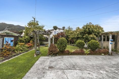 Photo of property in 18 Jutland Street, Waterloo, Lower Hutt, 5011