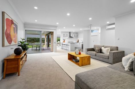 Photo of property in 35 Carnation Court, Cambridge, 3434