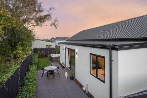 Photo of property in 30a Allard Street, Edgeware, Christchurch, 8013