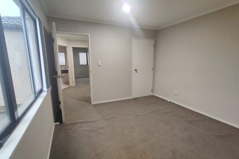 Photo of property in 36 Cyril French Drive, Flat Bush, Auckland, 2016