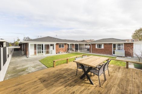 Photo of property in 6 Grange Place, Milson, Palmerston North, 4414