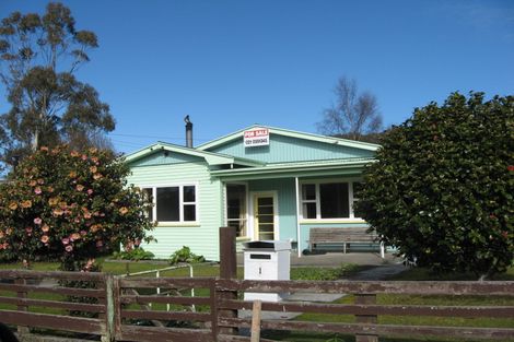 Photo of property in 1 Dawes Street, Blackball, 7804