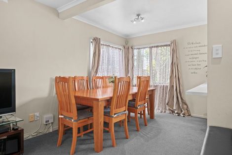 Photo of property in 11 Caulfield Place, Nawton, Hamilton, 3200