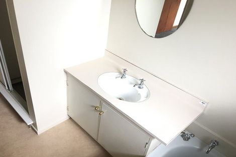 Photo of property in 2/66 Elizabeth Street, Riccarton, Christchurch, 8041