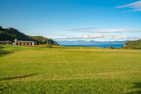 Photo of property in 1 Taumata Rise, Acacia Bay, 3385