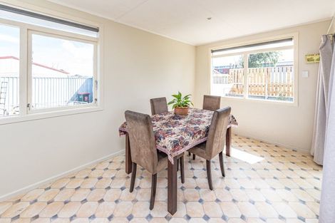 Photo of property in 56a Puriri Street, Gonville, Whanganui, 4501