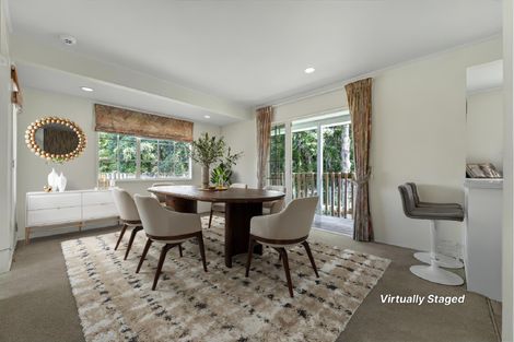 Photo of property in 100 Eugenia Rise, Goodwood Heights, Auckland, 2105