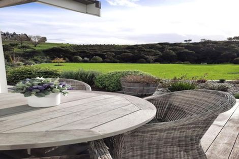 Photo of property in 728 Peak Road, Helensville, 0875