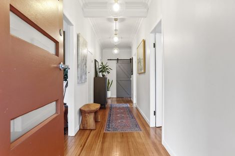 Photo of property in 58 Taylor Road, Mangere Bridge, Auckland, 2022