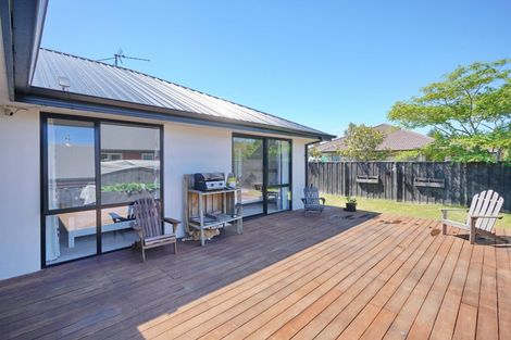 Photo of property in 3 Waimarie Street, Pegasus, 7612