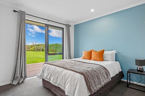 Photo of property in 28 Landsborough Drive, Darfield, 7571