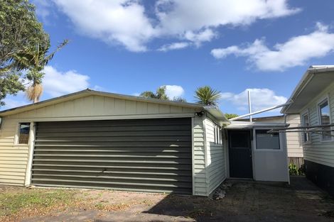 Photo of property in 61 Kauri Road, Stanmore Bay, Whangaparaoa, 0932