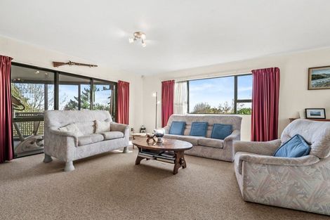 Photo of property in 209 Kaipara Road, Papakura, 2582