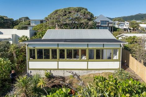 Photo of property in 134 The Parade, Paekakariki, 5034