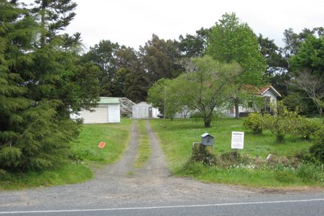 Photo of property in 529 State Highway 16, Kumeu, 0810