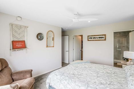 Photo of property in 5 Fantail Avenue, Amberley, 7410