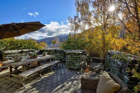 Photo of property in Millbrook Resort, 22 Settlers Way, Arrowtown, 9371