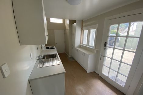 Photo of property in 196 Tinakori Road, Thorndon, Wellington, 6011