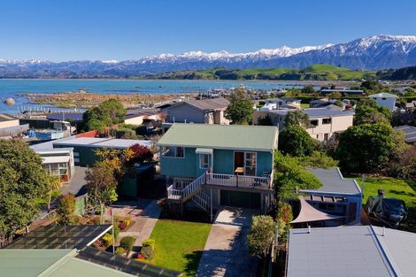 Photo of property in 21 Kaka Road, South Bay, Kaikoura, 7300