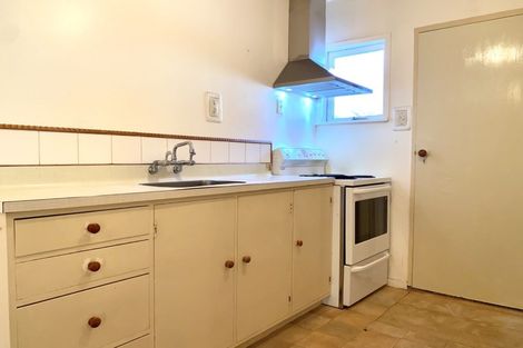 Photo of property in 2/95a Freyberg Street, Lyall Bay, Wellington, 6022