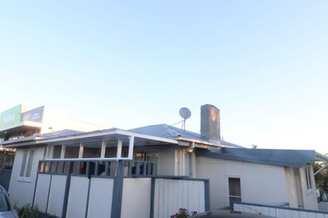 Photo of property in 5 Schnapper Rock Road, Greenhithe, Auckland, 0632