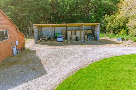Photo of property in 157 Williams Road, Muriwai, Gisborne, 4072