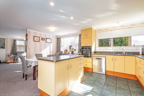 Photo of property in 23 Grey Street, Marton, 4710