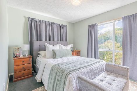 Photo of property in 73 Arcon Drive, Broomfield, Christchurch, 8042