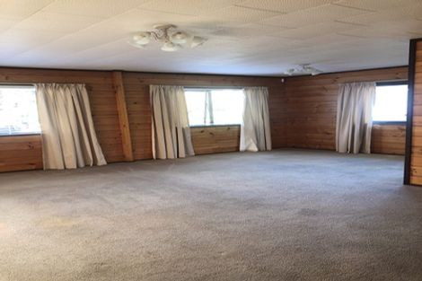 Photo of property in 5 Melia Grove, Goodwood Heights, Auckland, 2105