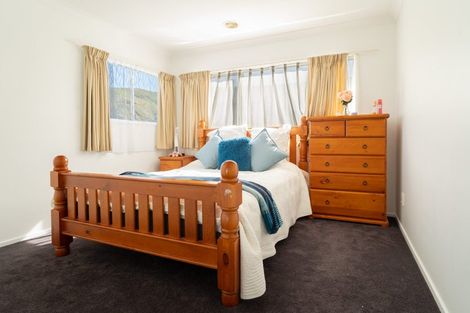 Photo of property in 4 Gifford Grove, Churton Park, Wellington, 6037