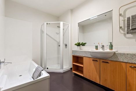 Photo of property in Hume House, 31/152 The Terrace, Wellington Central, Wellington, 6011