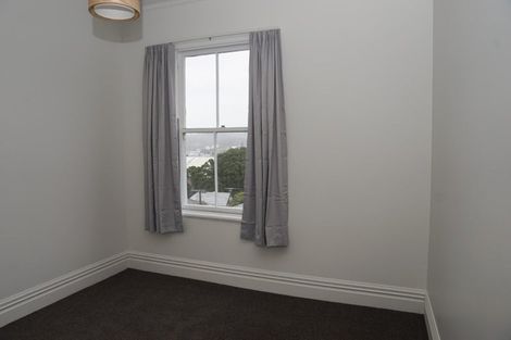 Photo of property in 64 Wright Street, Mount Cook, Wellington, 6021