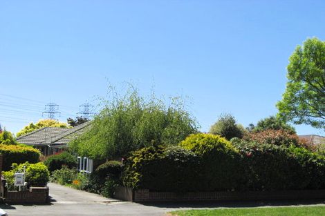 Photo of property in 304 Memorial Avenue, Burnside, Christchurch, 8053