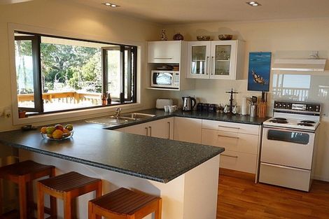 Photo of property in 77 Bluff Road, Kuaotunu West, Whitianga, 3592