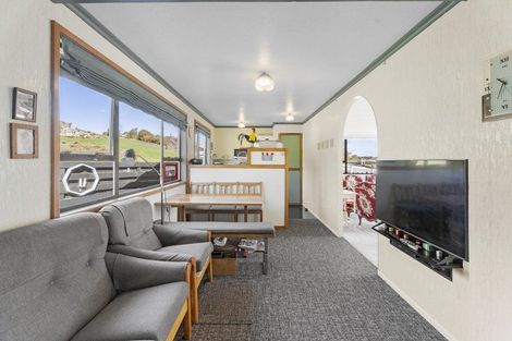 Photo of property in 284 High Street, Eltham, 4322