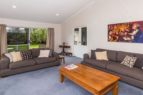 Photo of property in 2/24 Robinson Terrace, Rangatira Park, Taupo, 3330