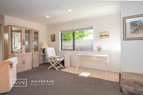 Photo of property in 12a Fraser Crescent, Elderslea, Upper Hutt, 5018