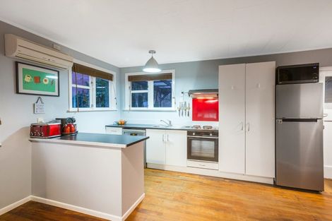 Photo of property in 32 Papakowhai Road, Papakowhai, Porirua, 5024