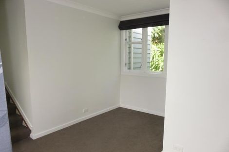 Photo of property in 58 Salamanca Road, Kelburn, Wellington, 6012