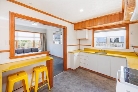 Photo of property in 996 Tremaine Avenue, Roslyn, Palmerston North, 4414