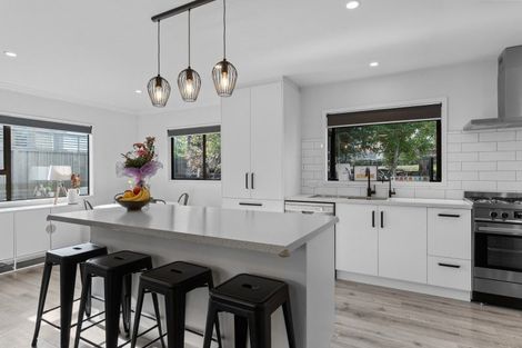 Photo of property in 79 Kinmont Crescent, Kinmont Park, Mosgiel, 9024