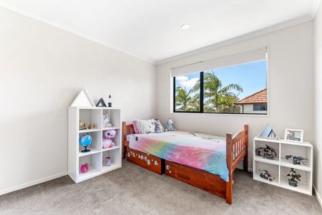 Photo of property in 107 Alec Craig Way, Gulf Harbour, Whangaparaoa, 0930