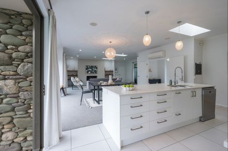 Photo of property in 2 Ashfield Place, Richmond, 7020