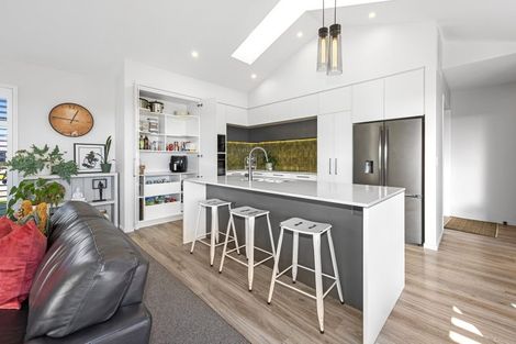 Photo of property in 10 Boag Place, Halswell, Christchurch, 8025