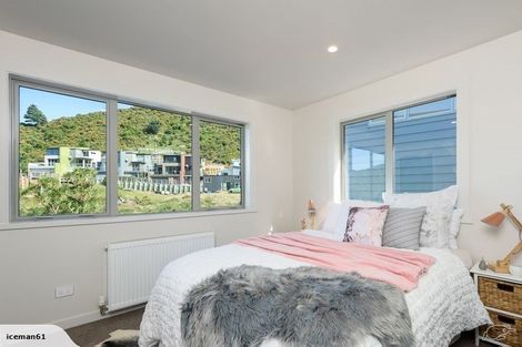 Photo of property in 12a Rarangi Way, Owhiro Bay, Wellington, 6023